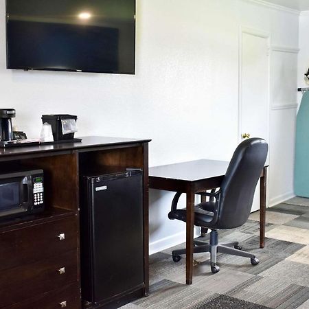 Rodeway Inn Swainsboro Eksteriør billede